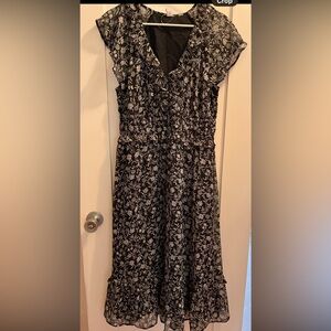 NWOT Old Navy midi dress. Size large.